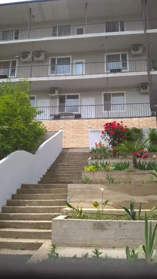 Лоо: Volgar Guest House