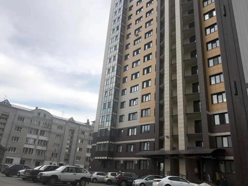 Барнаул: Апартаменты на улице Интернациональная