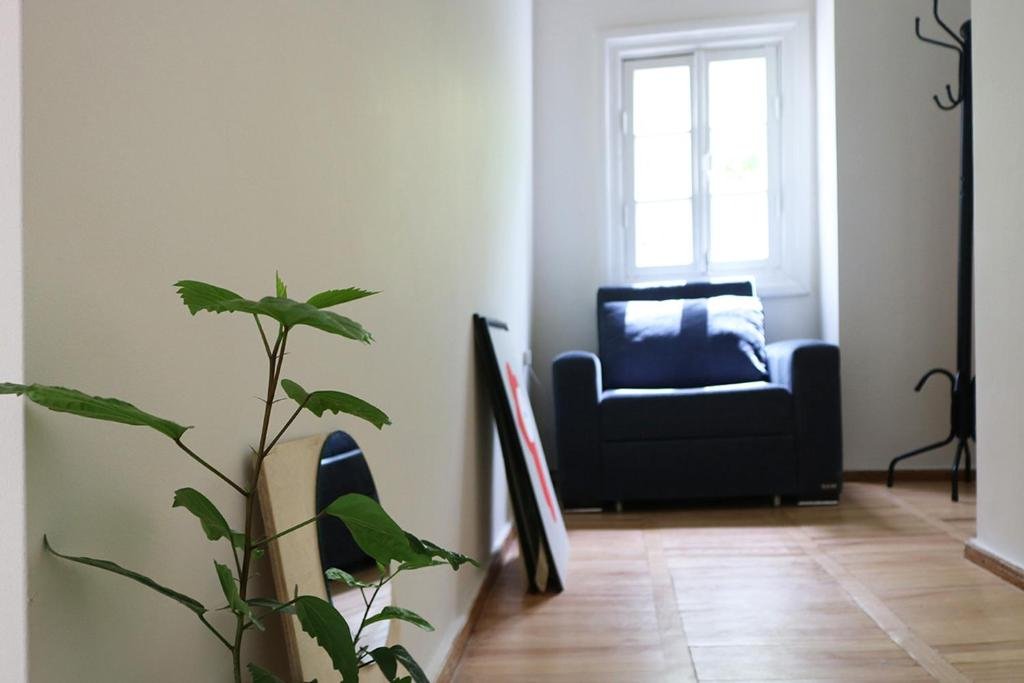 Тбилиси: Apples Apartment With Balcony On Freedom Square
