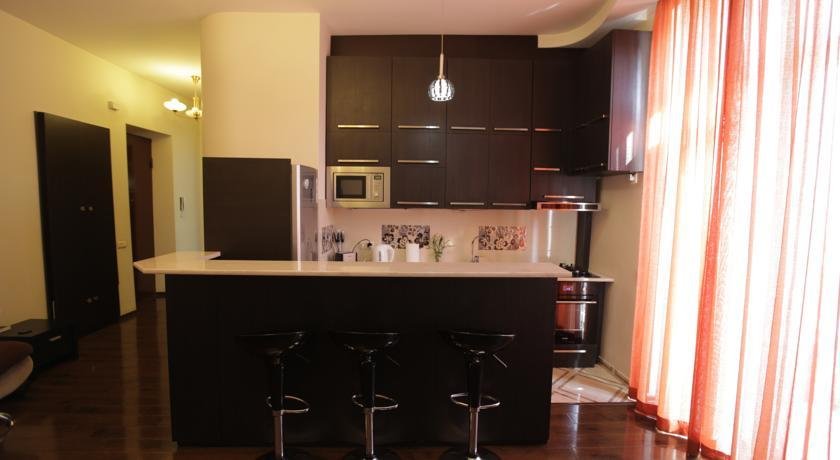 Тбилиси: Baratashvili Apartment