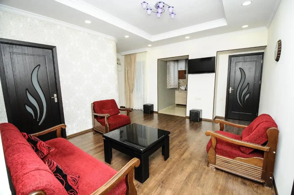 Elegant Modern Apartment — фото 1