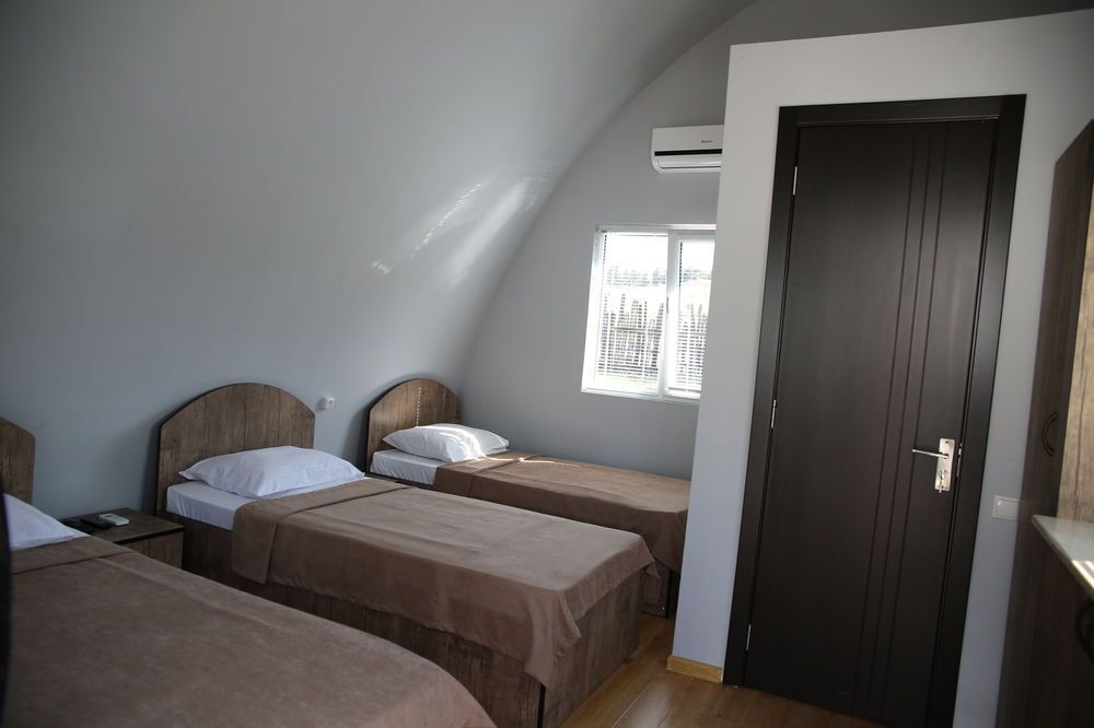 Тбилиси: Atrium Hotel