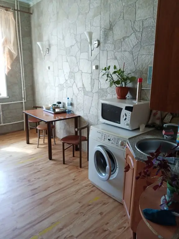Магадан: Меблированные комнаты Тенька