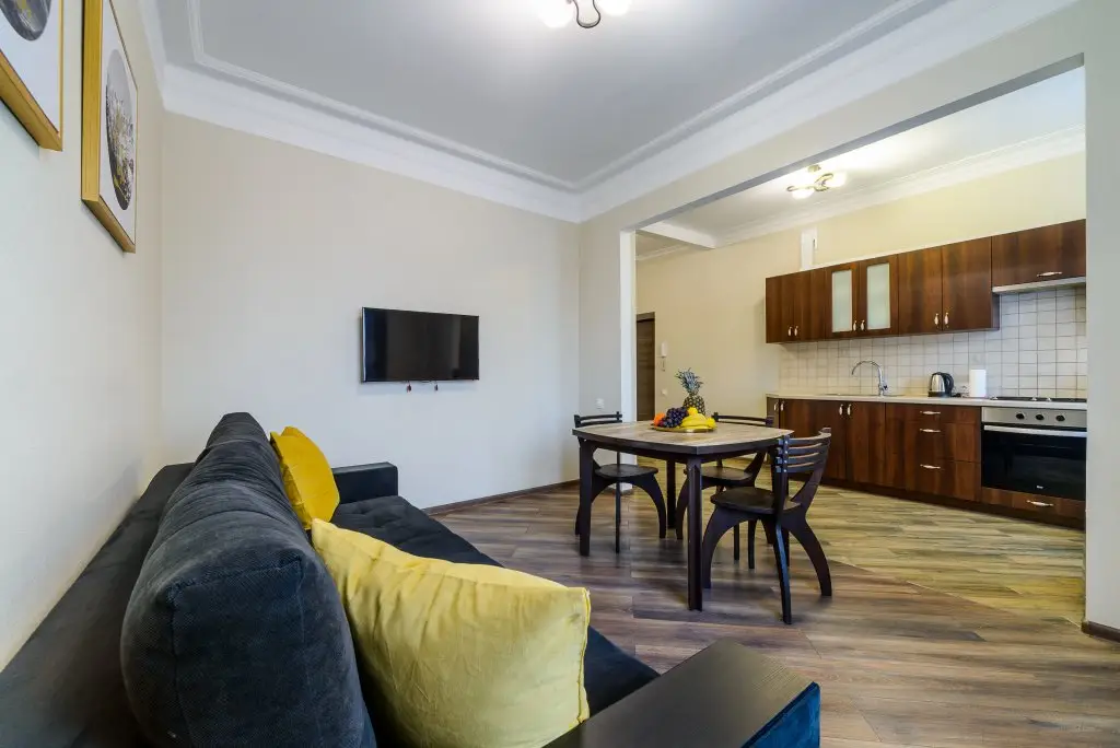 Минск: Апартаменты Независимости 39 HomeApart