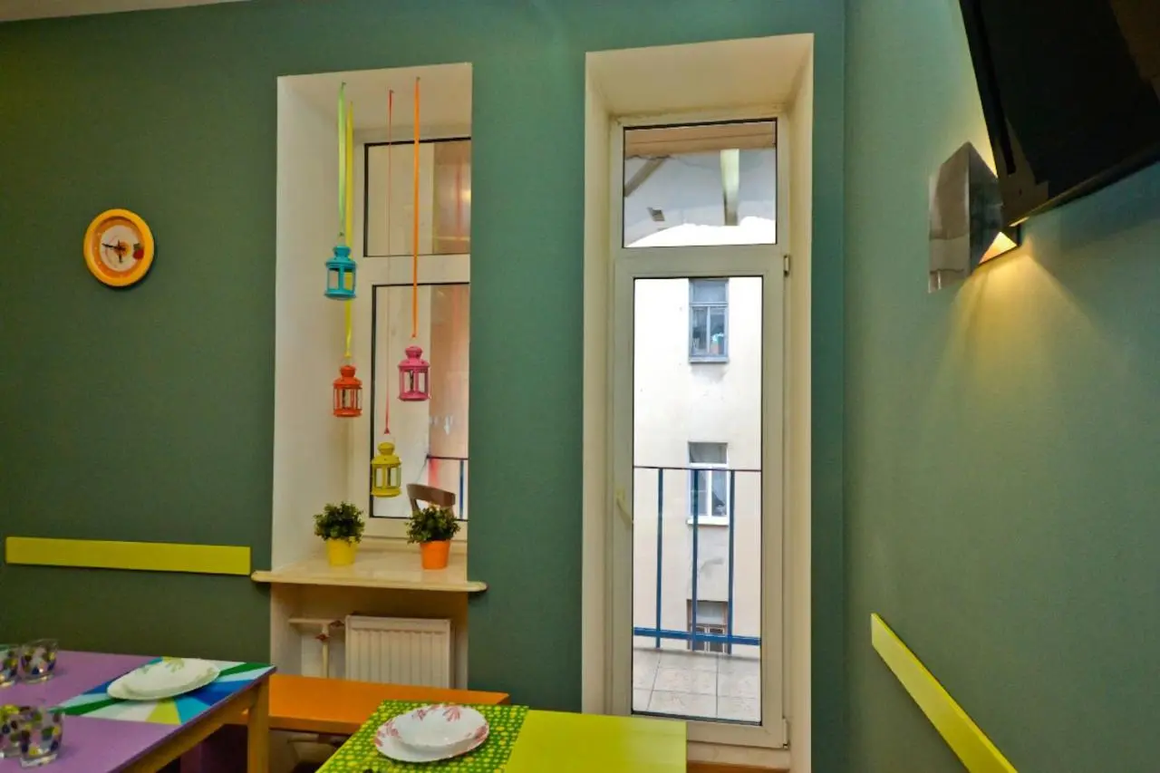 Санкт-Петербург: Hostel City 812