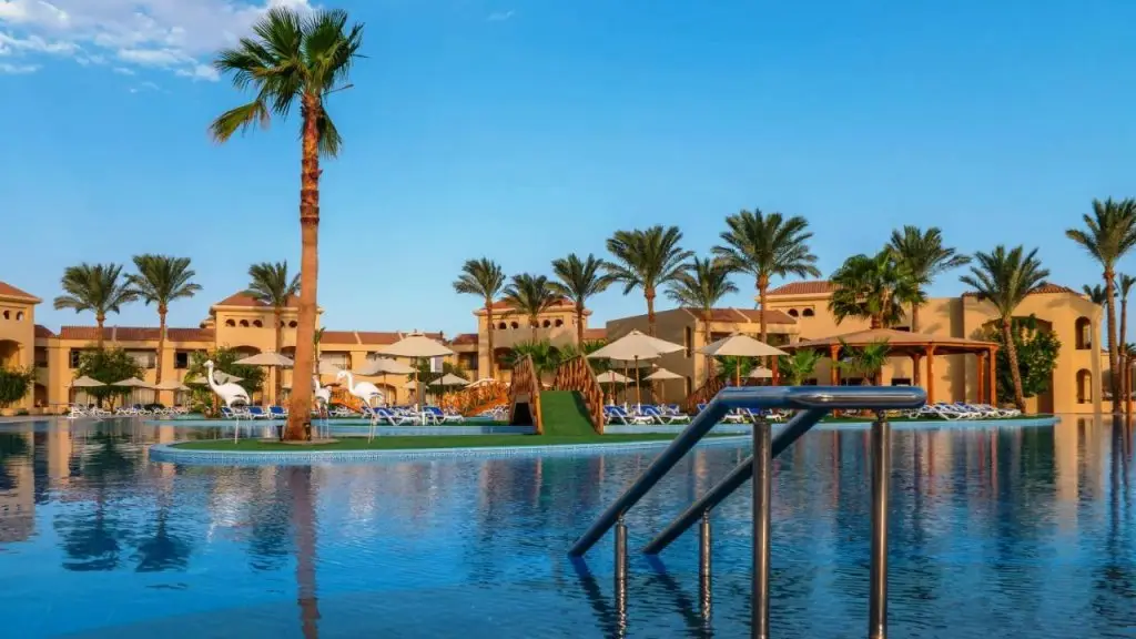 Хургада: Отель Resort Cleopatra Luxury Resort Makadi Bay