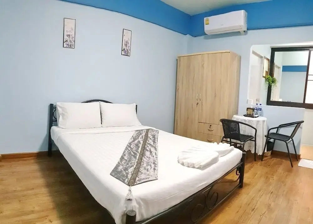 Бангкок: Donmuang Tree Home