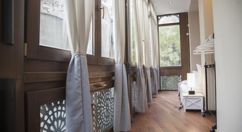 Тбилиси: Enchanting house with sunny terrace