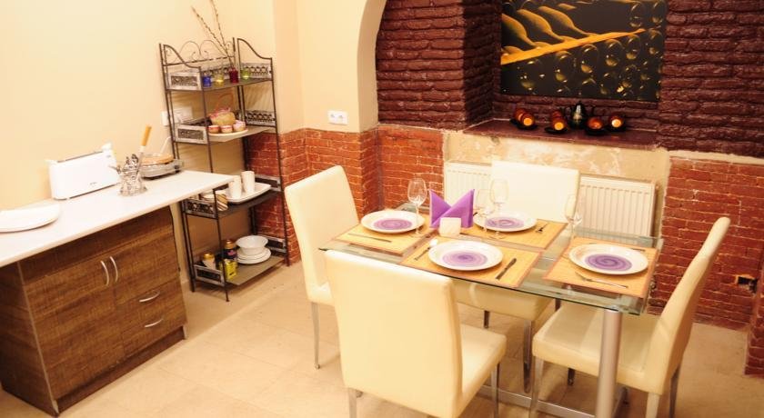 Тбилиси: Enchanting house with sunny terrace
