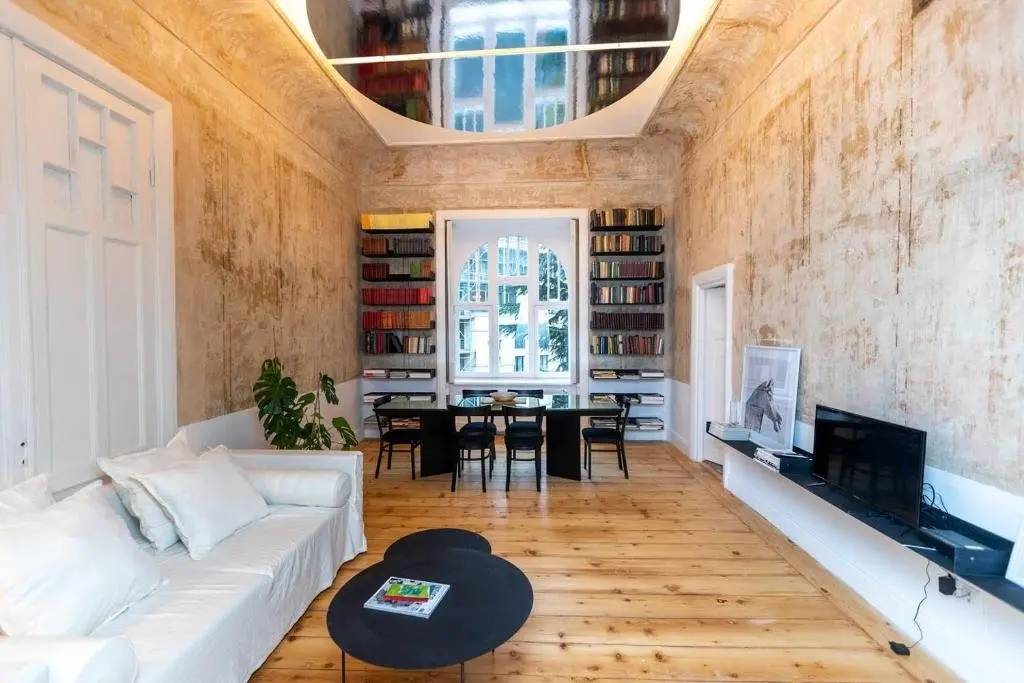 Тбилиси: Wehost Apartment with Exceptional Interior
