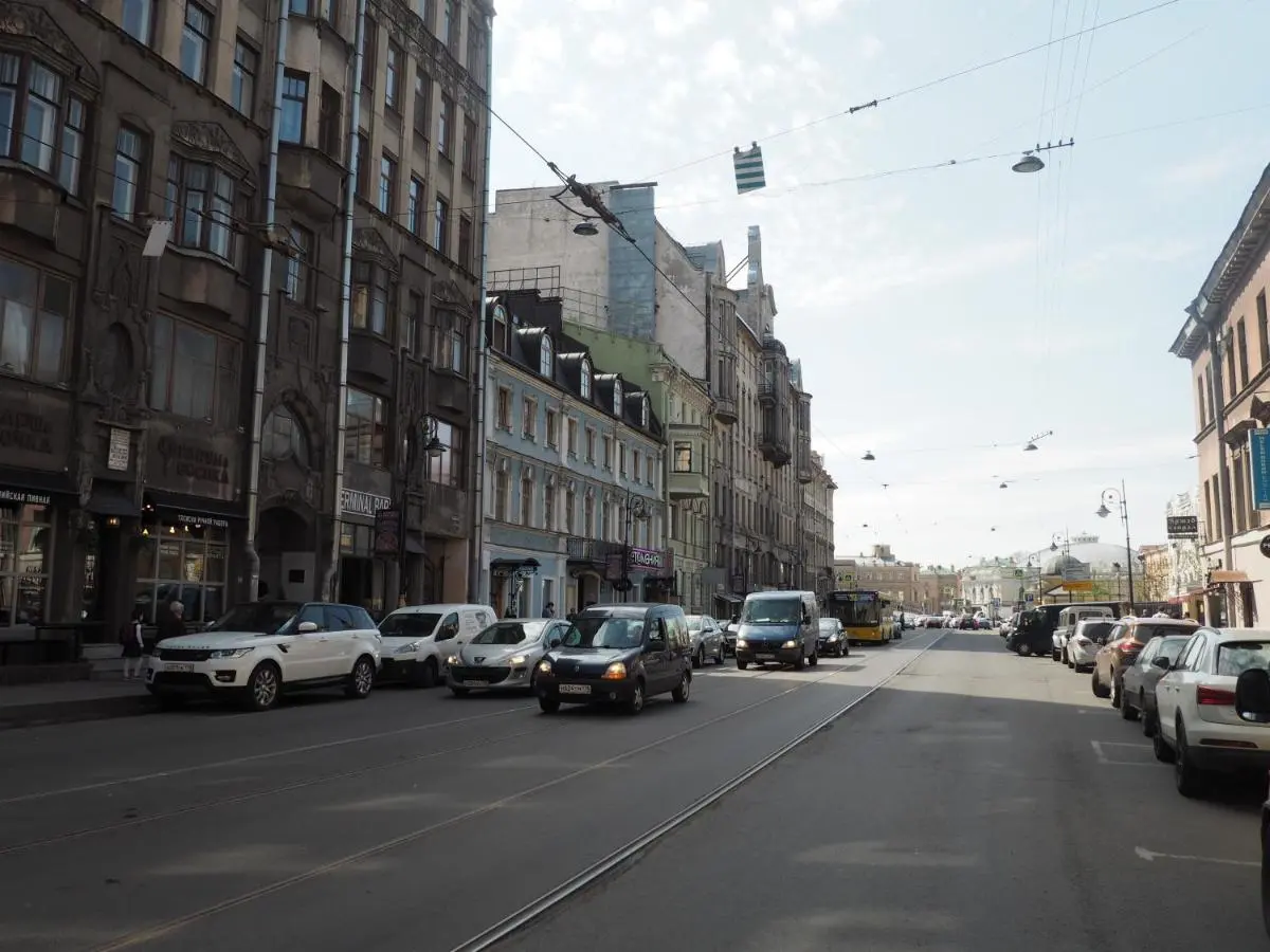 Санкт-Петербург: Белинский