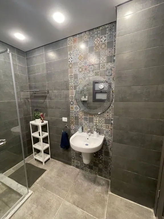 Гиза: Lovely 2-bed Apartment in Kafr Nassar