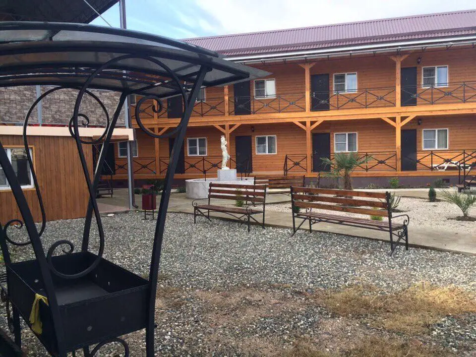 Сухум: La Fontana Mini Hotel