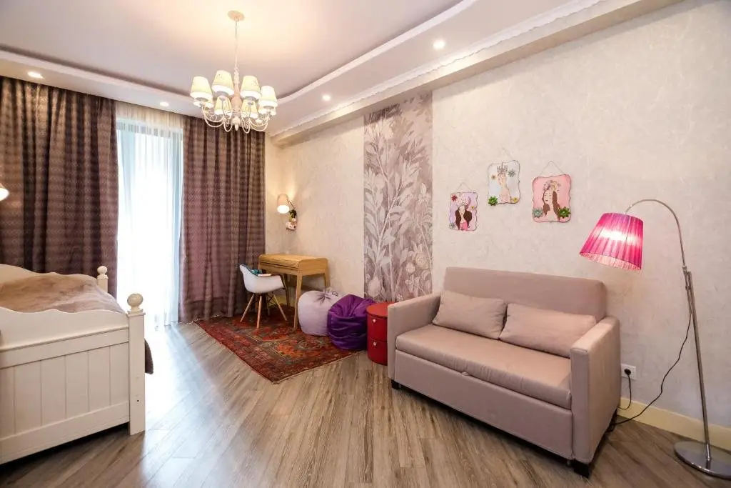 Тбилиси: Apartment on Mtatsminda