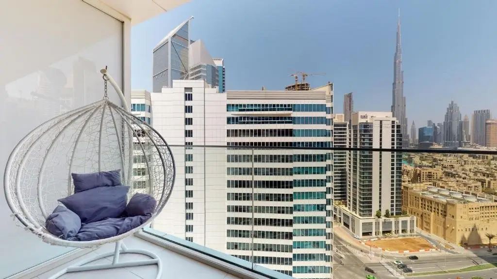 Дубай: Stylish Studio with Burj Khalifa View