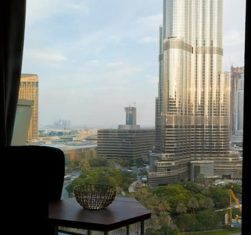 Дубай: Chic Apt w Burj Khalifa Dancing Fountain View