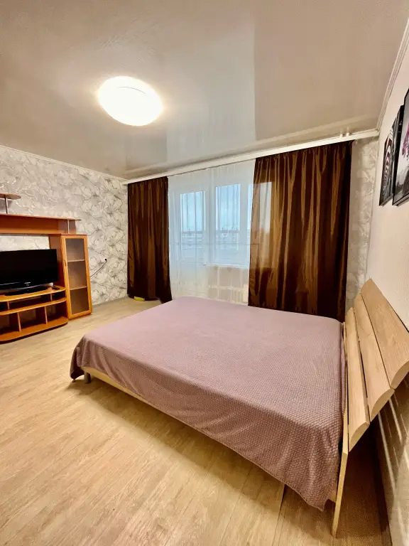 Красноярск: Ryadom S Trts Planeta Apartments