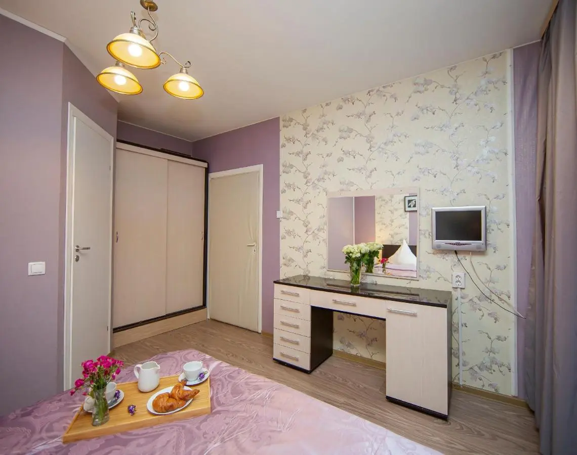 Воронеж: Friends Vacations 3BR & 3BTHR Apartment