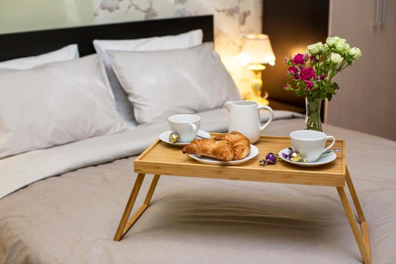 Воронеж: Friends Vacations 3BR & 3BTHR Apartment