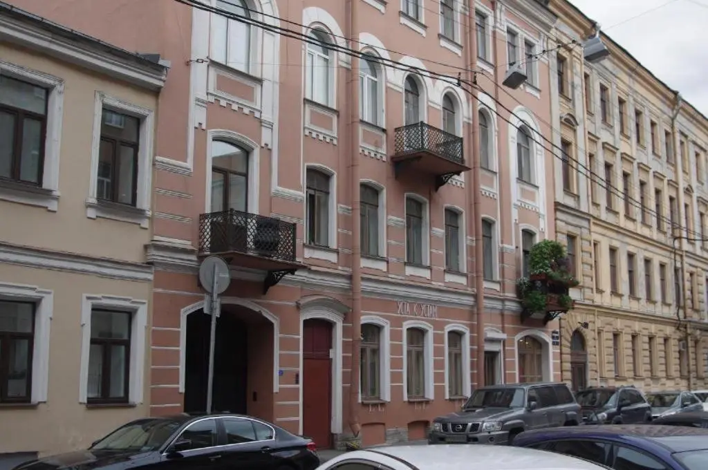 Воронеж: Friends Vacations 3BR & 3BTHR Apartment
