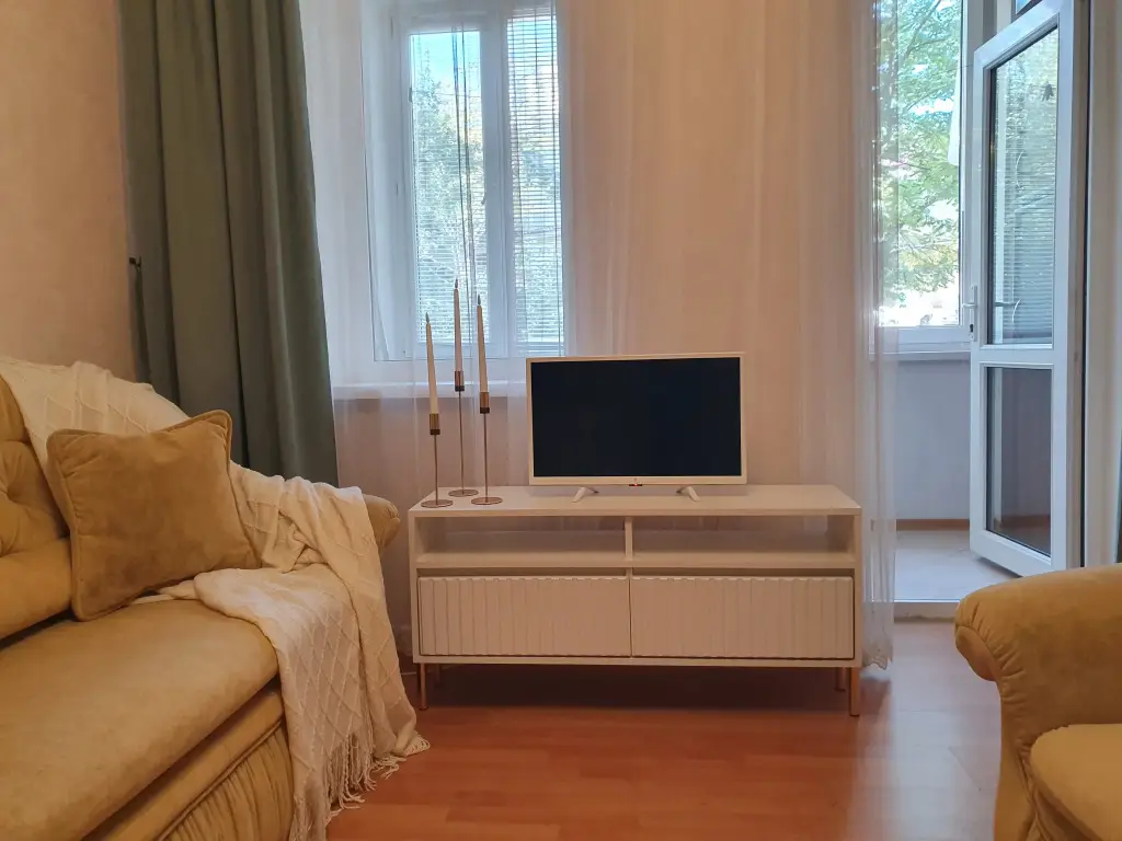 Севастополь: Квартира на улице Адмирала Макарова 17