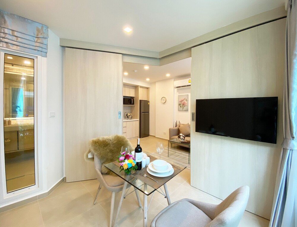 Паттайя: 1 Bedroom condo in Great Location D319