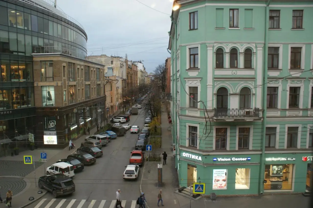 Санкт-Петербург: Меблированные комнаты Большой 45