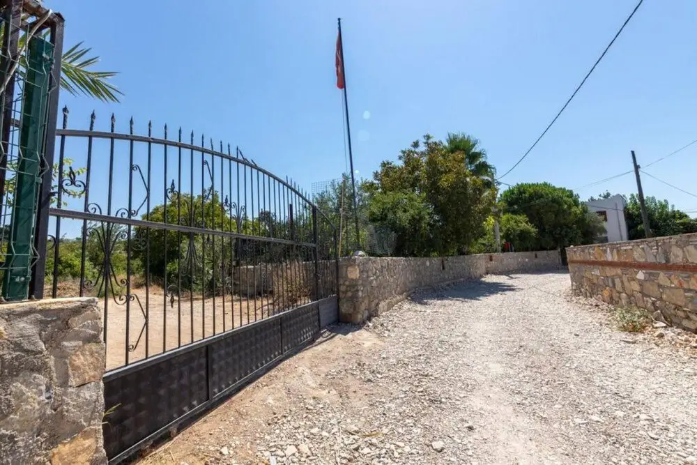 Битез: 2 BR House With Calming Garden in Bodrum