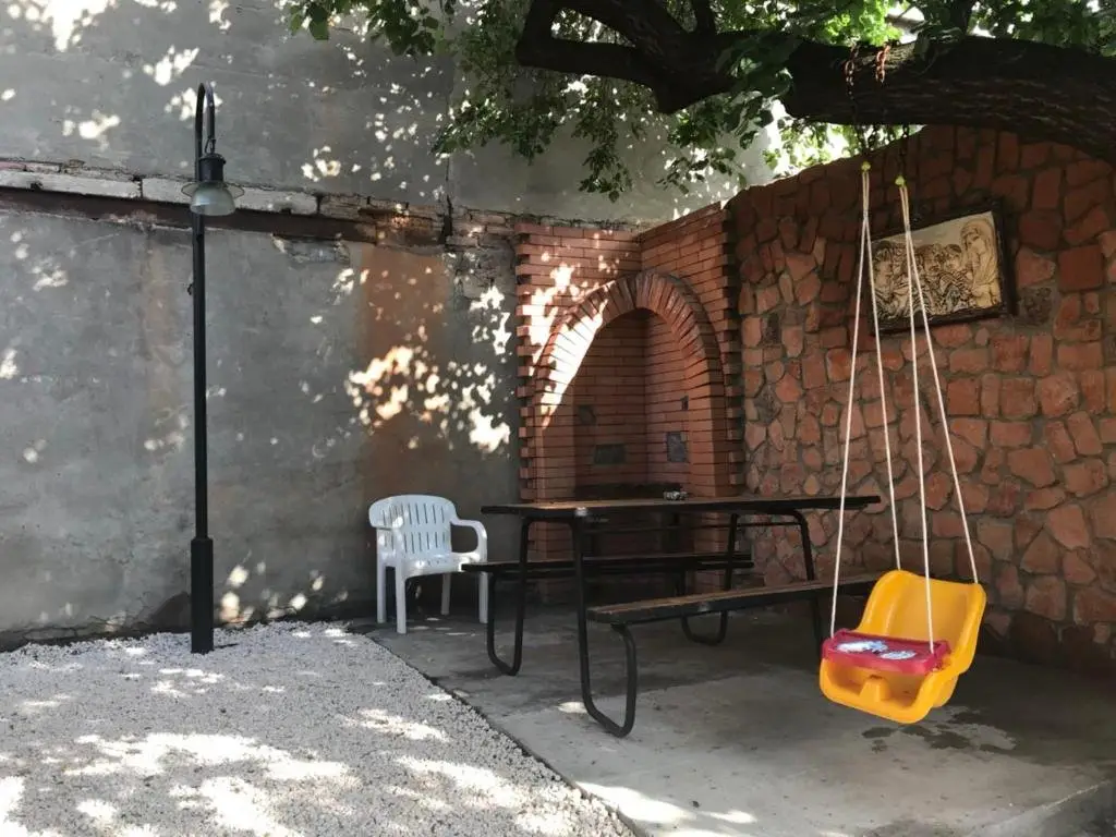Тбилиси: Aleqsandre's Apartment