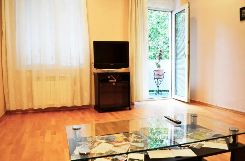 Тбилиси: Apartment On Griboedov