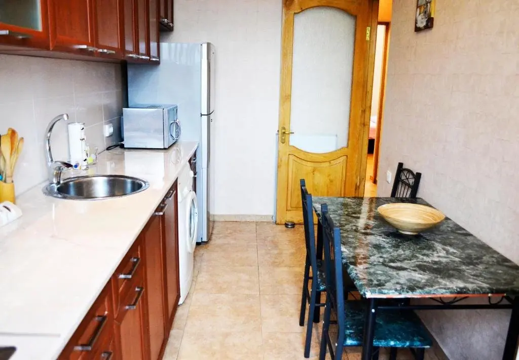 Тбилиси: Apartment On Griboedov