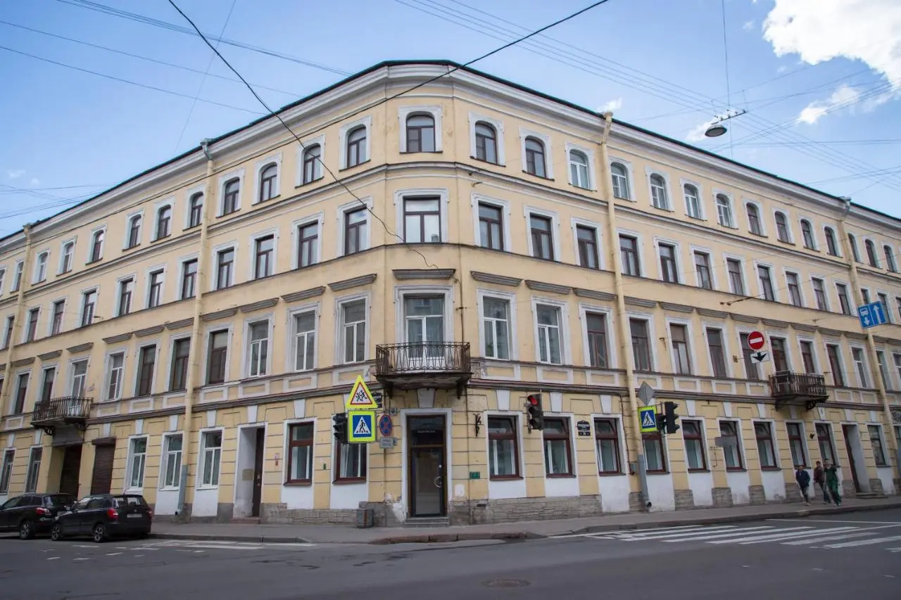 Санкт-Петербург:  Simple Art-Hotel Respublica
