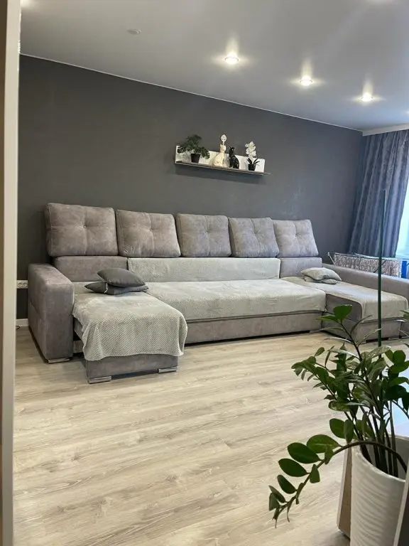Братск: Квартира на улице Мира , 12