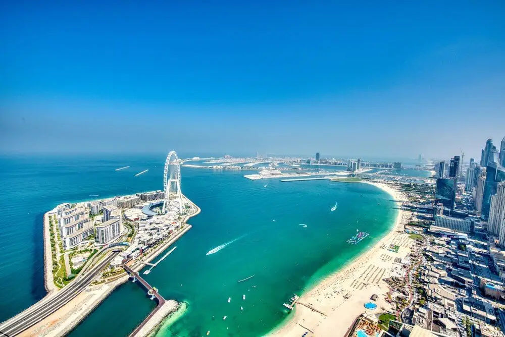 Дубай: Exclusive Beachfront 4BR Maid The Address JBR