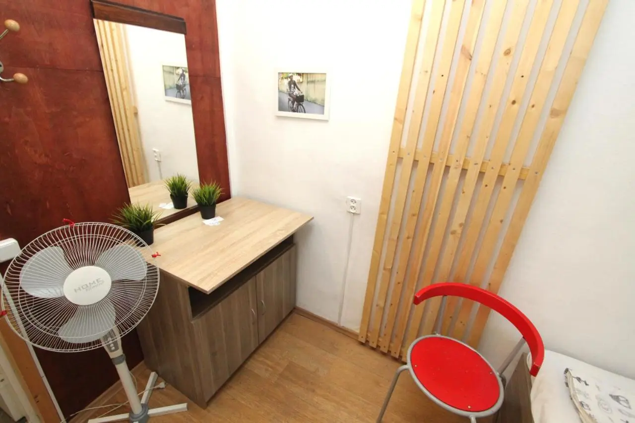 Санкт-Петербург: BedandBike Rooms