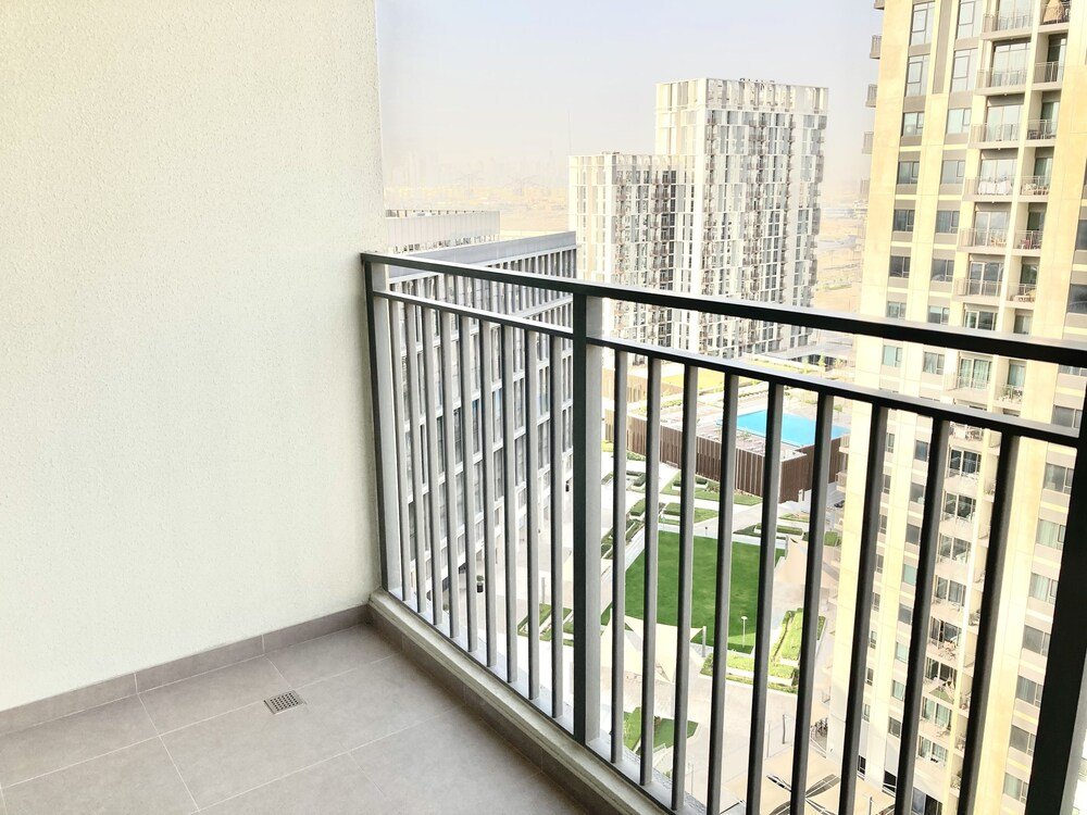 Дубай: Gorgeous Newly Furnished 1bed in Dubai Hills
