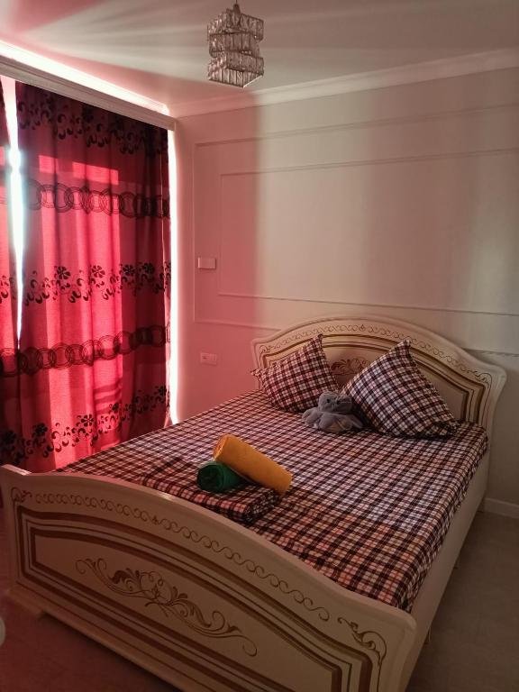 Алматы: Халал, около арбата в ЖК 12 месяцев, Орынкуль