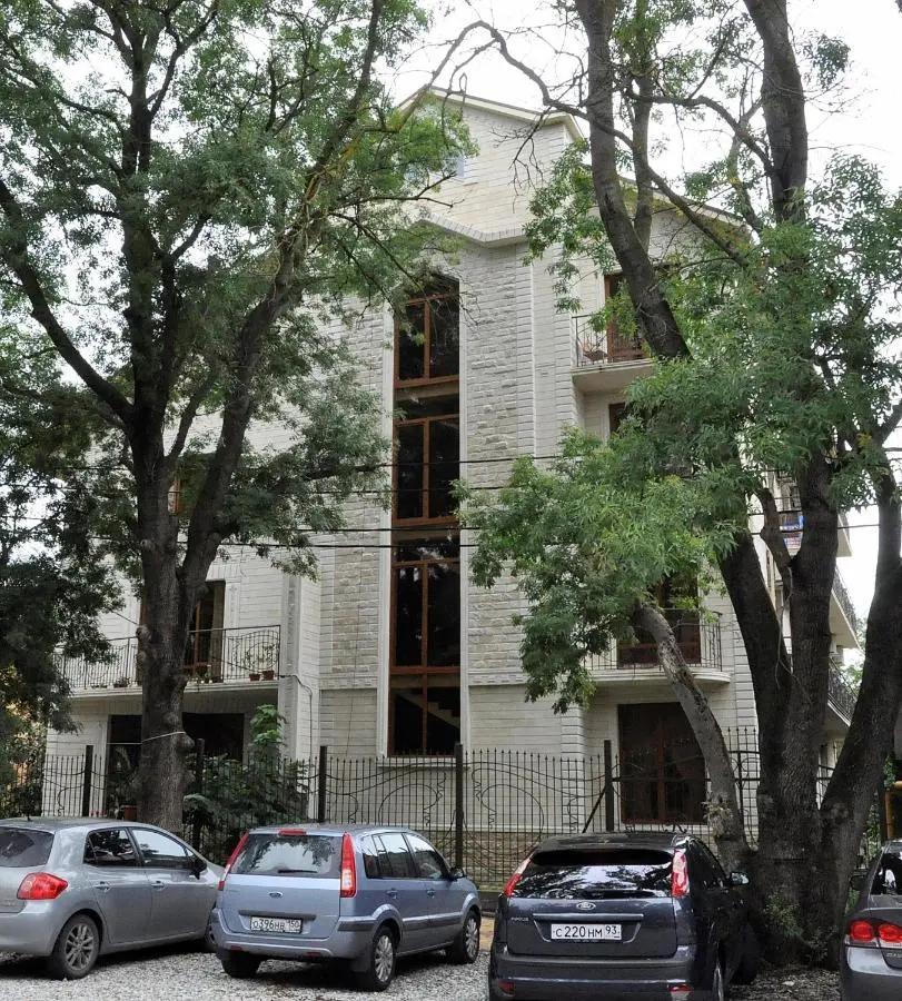 Геленджик: Hotel Komilfo