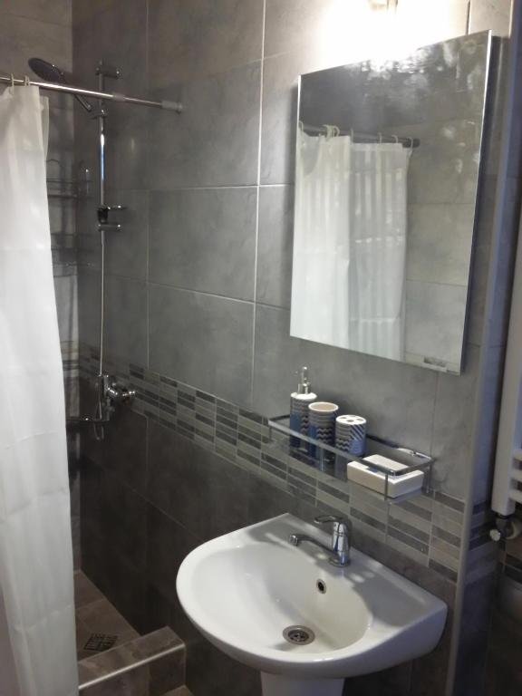 Тбилиси: Best Location Apartment Nina