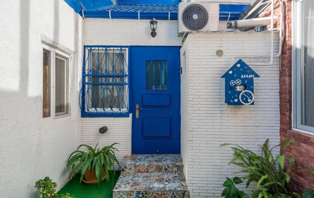 Тбилиси: Blue Door