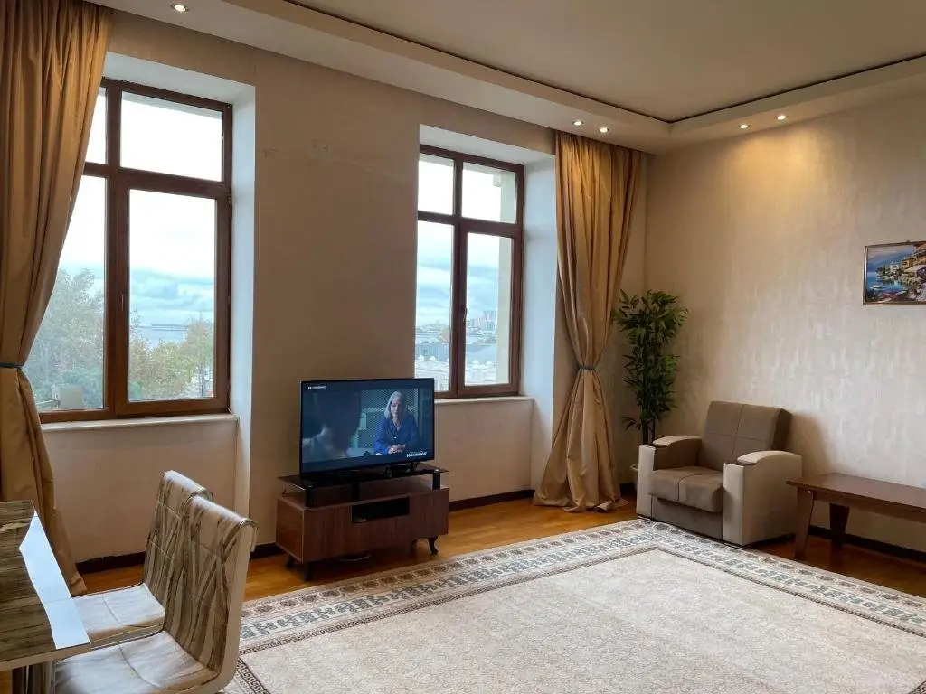 Баку: Gloriya Boulevard Apartment