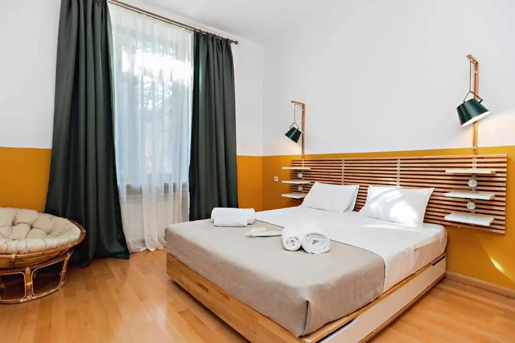 Тбилиси: Wehost Apartment Next To Rooms Hotel