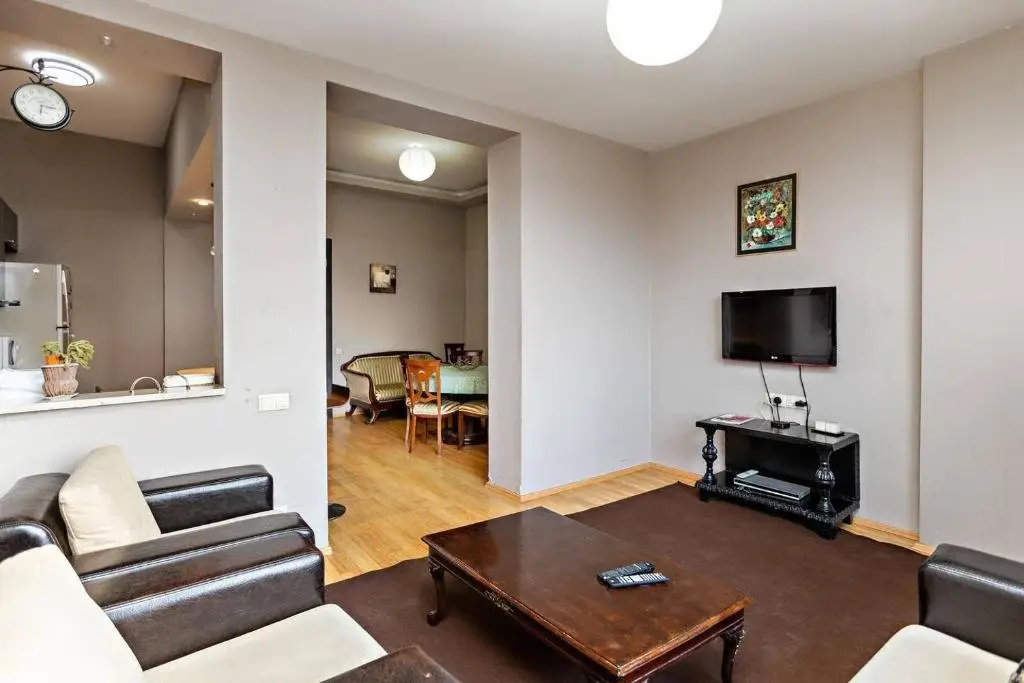 Тбилиси: Wehost Spacious Duplex