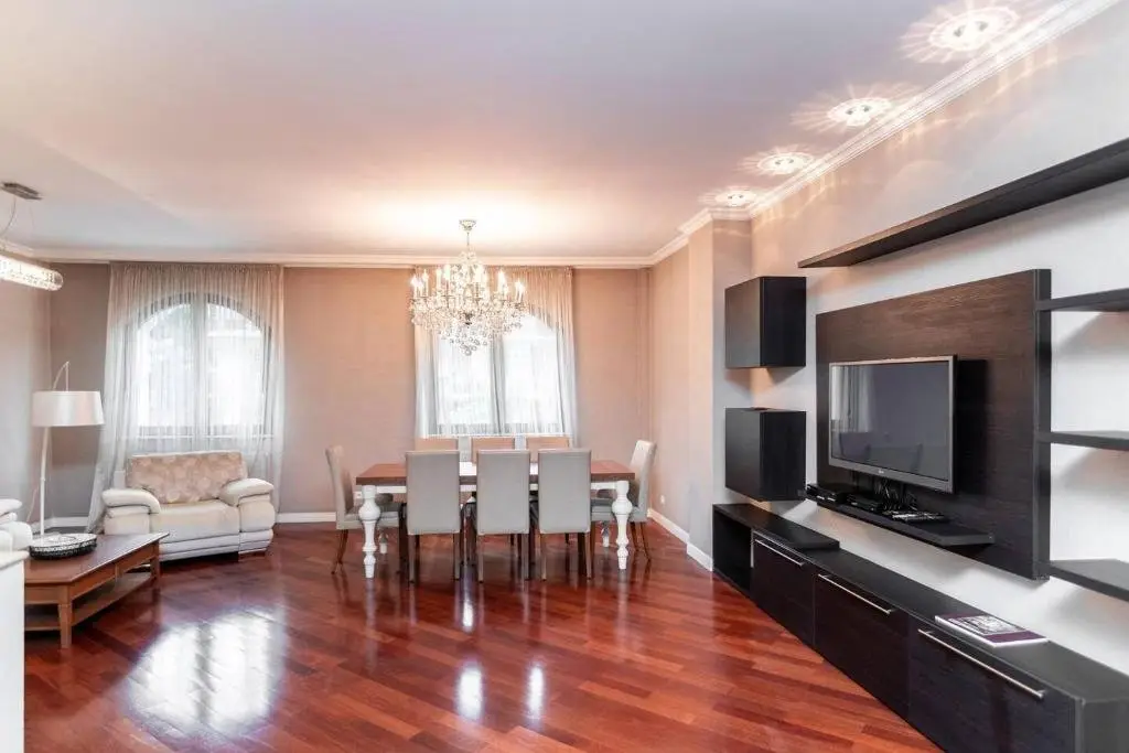 Тбилиси: Wehost Traditional style Apartment