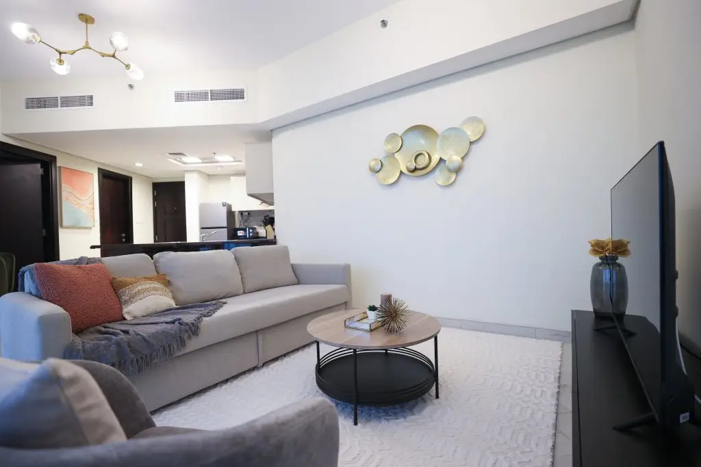 Дубай: Elite LUX Holiday Homes - Cozy & Modern 1BR in Dubai South