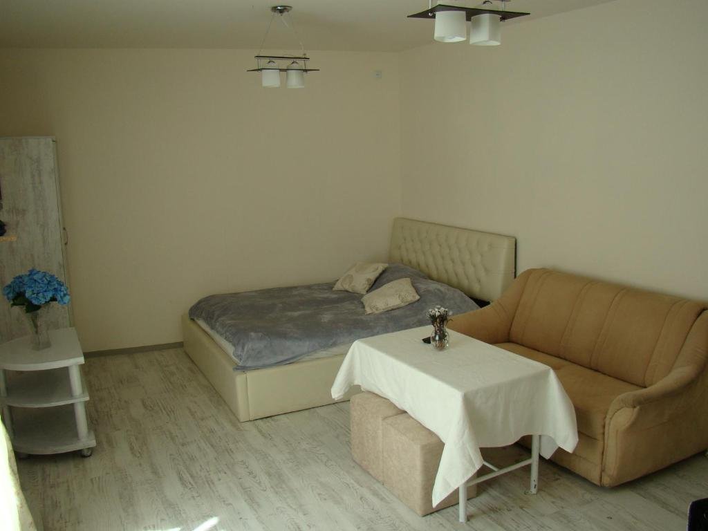 Тбилиси: White Apartment