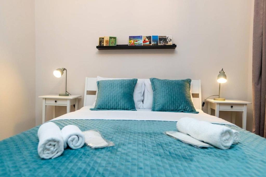 Тбилиси: Wehost Apartment Near Fabrika