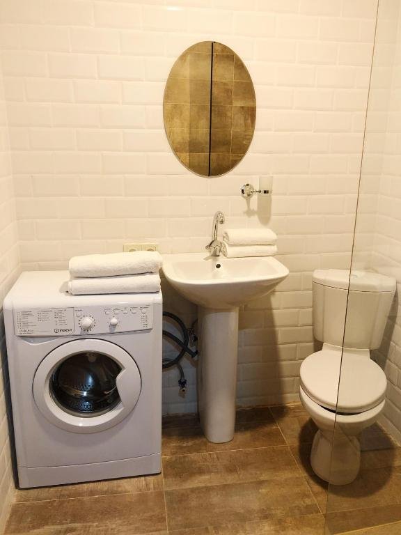 Тбилиси: Vangogh apartment