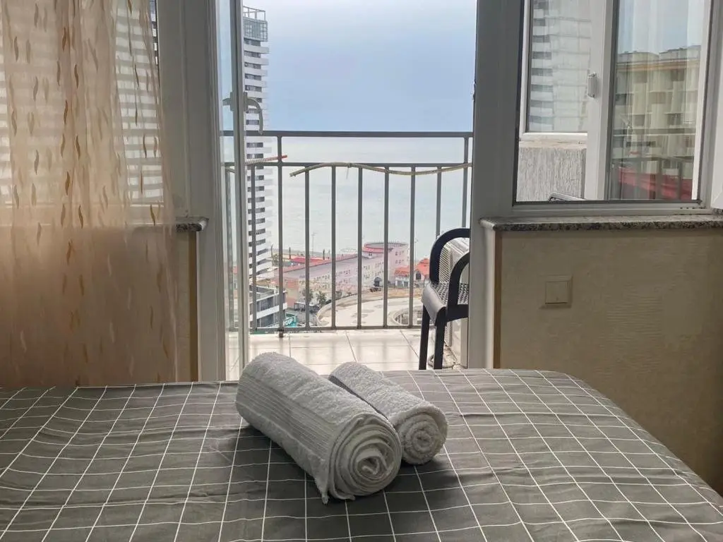 Батуми: Apartment Black sea side