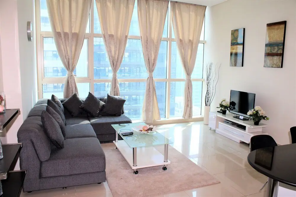 DRT- Modern 1 bedroom near Dubai metro — фото 1